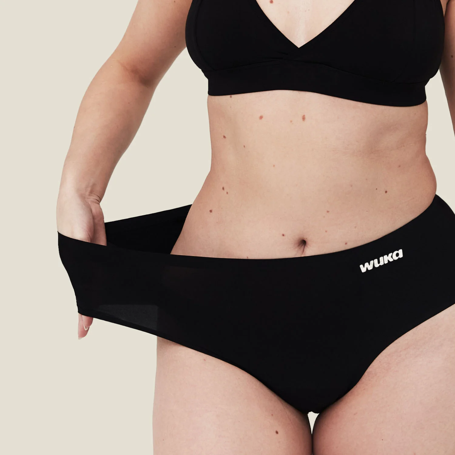 WUKA Stretch Seamless Midi Brief Heavy - Black - Image 5